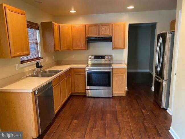 Building Photo - 1107 Top Ridge Ct