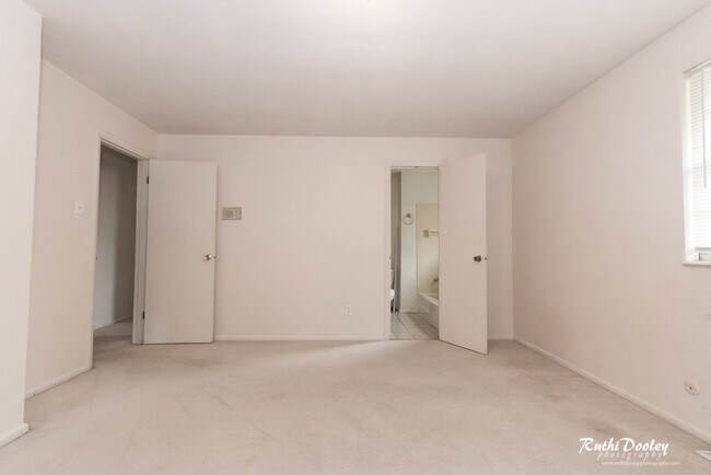 Foto del edificio - 6303 Old St Louis Rd