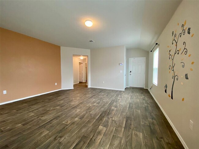 Building Photo - 5708 Shanjia Dr