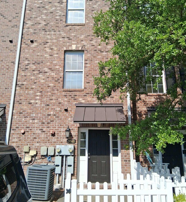 Foto del edificio - 2954 Yancey Way