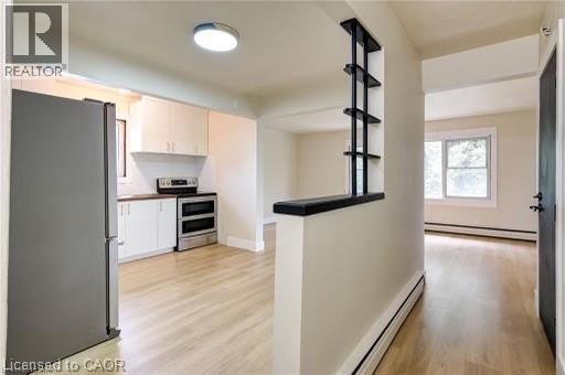 Building Photo - 870 Guelph St