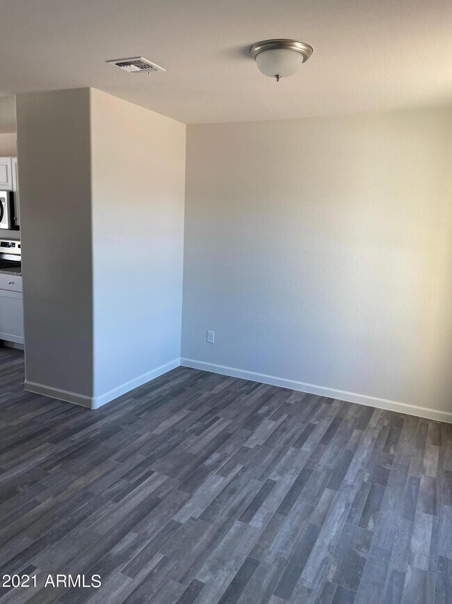 Foto del edificio - 149 W Bobcat Pl