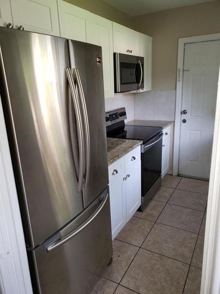 Building Photo - 2643 Grant St