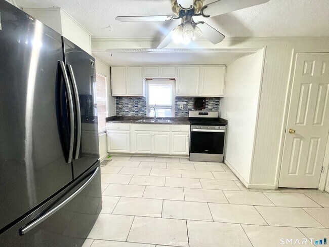 Foto del edificio - 128 Franklin St