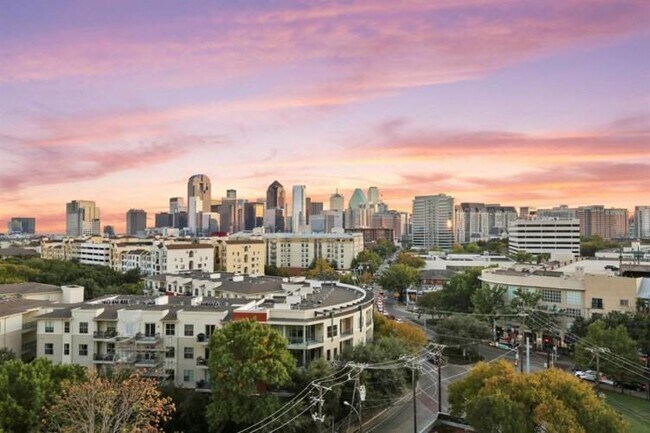Building Photo - 2 bedroom in Dallas TX 75204