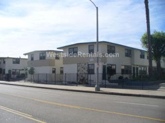 Building Photo - 1025 N Wilmington Blvd