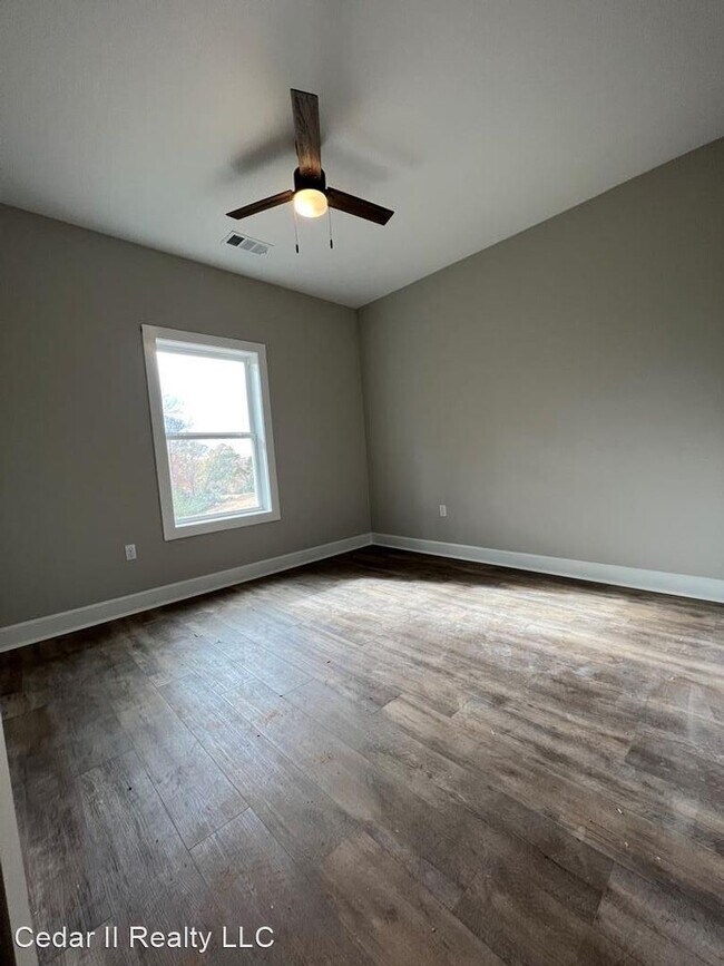 Building Photo - 3 br, 2 bath House - 328 Orion St.