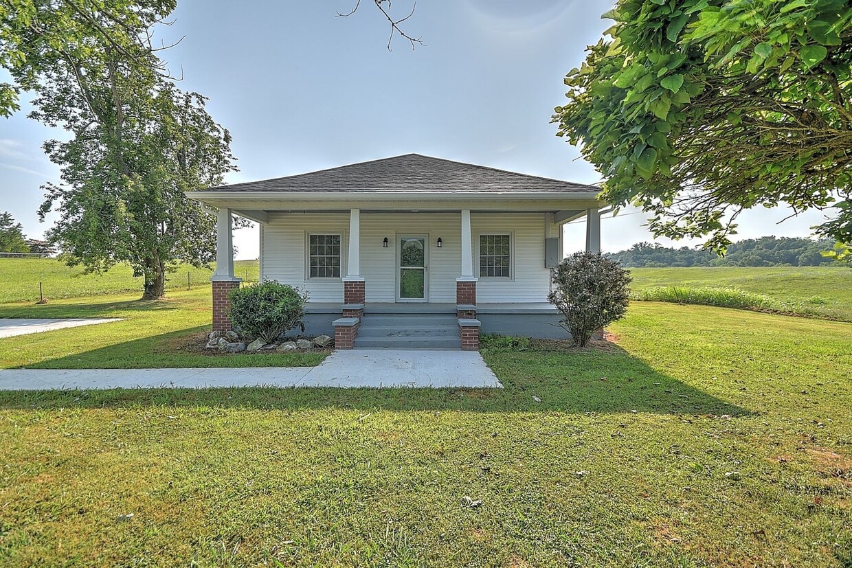 Primary Photo - 4470 Lonesome Pine Trail