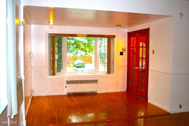 Foto del edificio - 9718 Avenue N