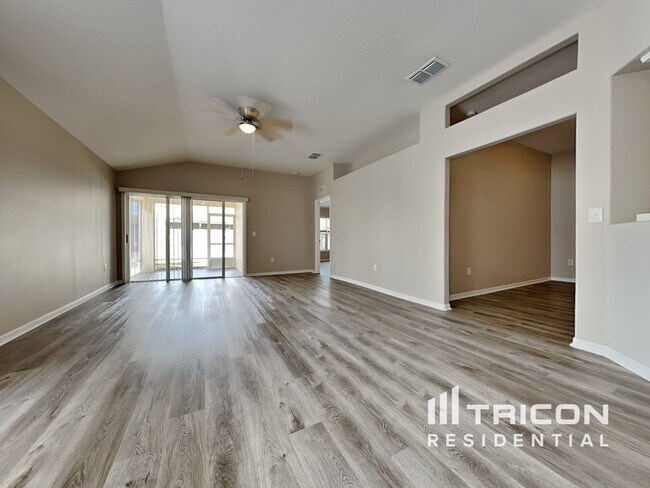 Foto del edificio - 31422 Shaker Cir