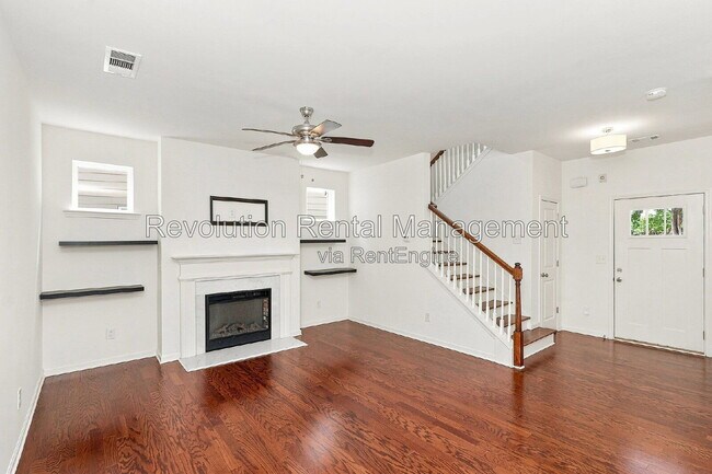 Foto del edificio - 565 Morrow Ln