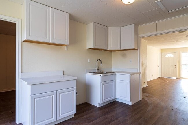 Building Photo - 4039 Erby St