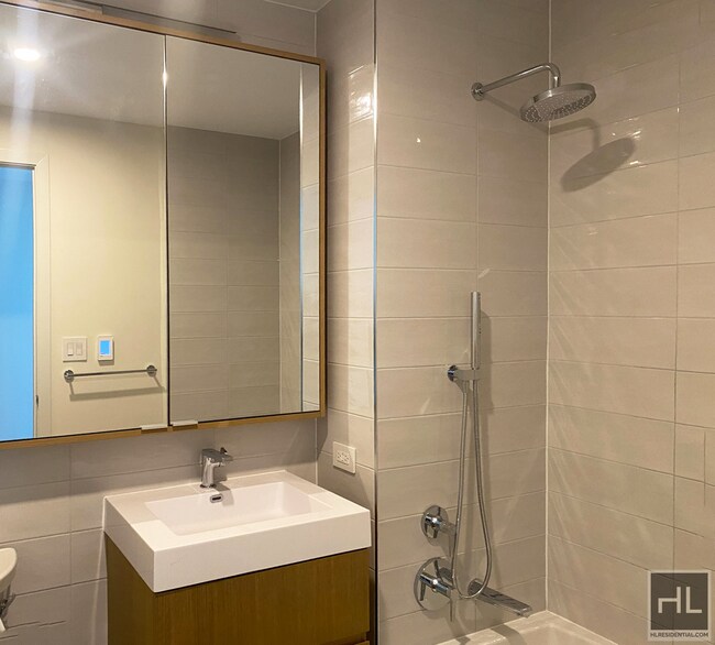 Foto del edificio - A 40 Road