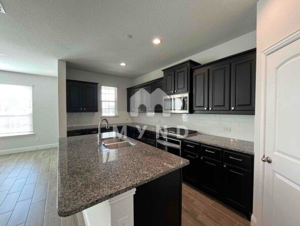 Building Photo - 5505 Crosby Dr
