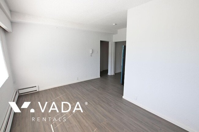 Building Photo - 1 Bedroom Apartment For Rent 2-2308 Clark ...