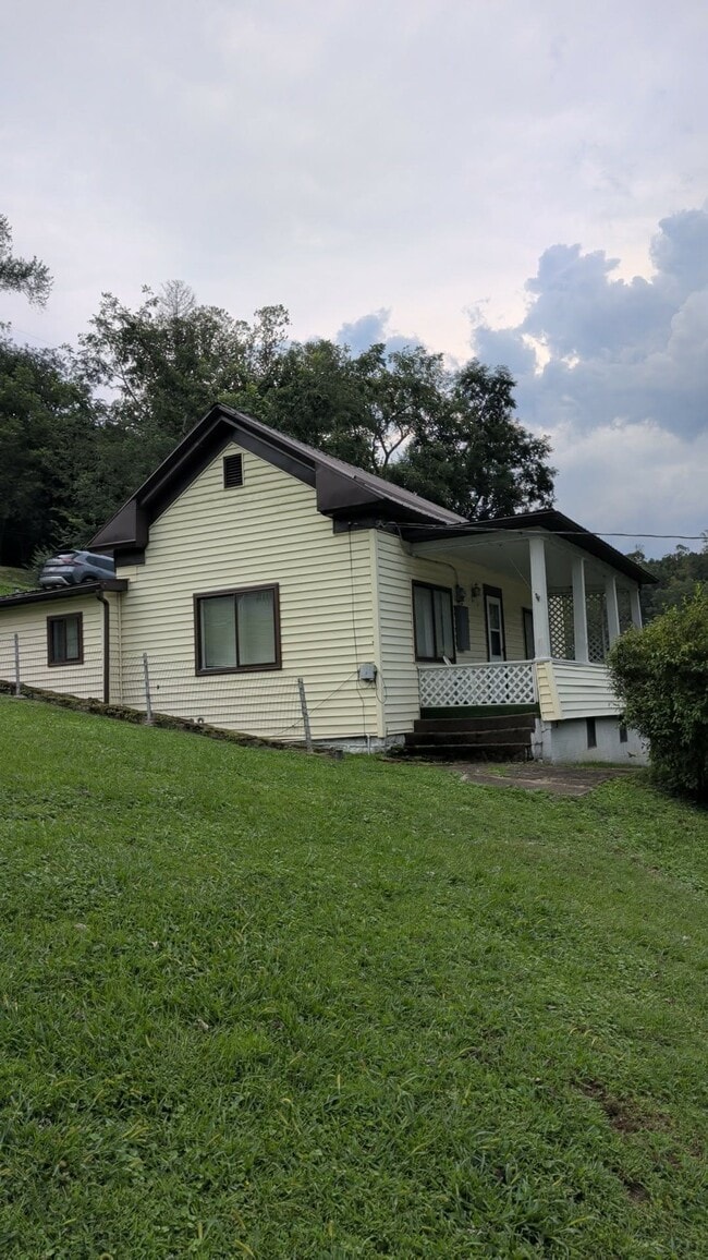 Building Photo - 3203 Willey Ave