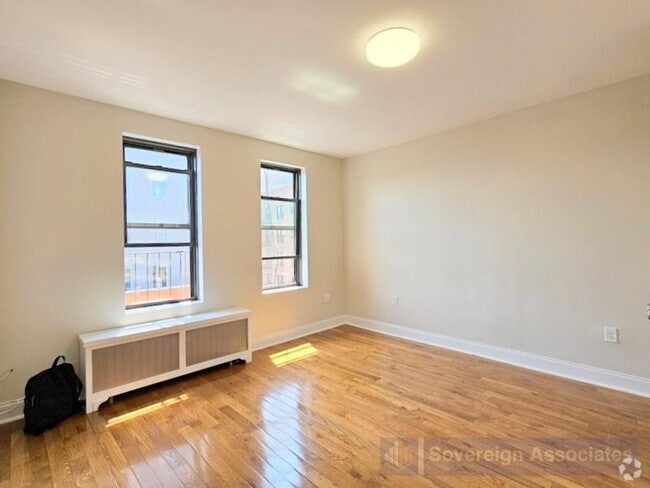 Building Photo - 515 W 168th St