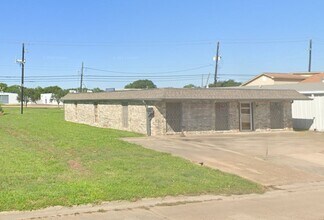 Building Photo - 1301 N Avenue H
