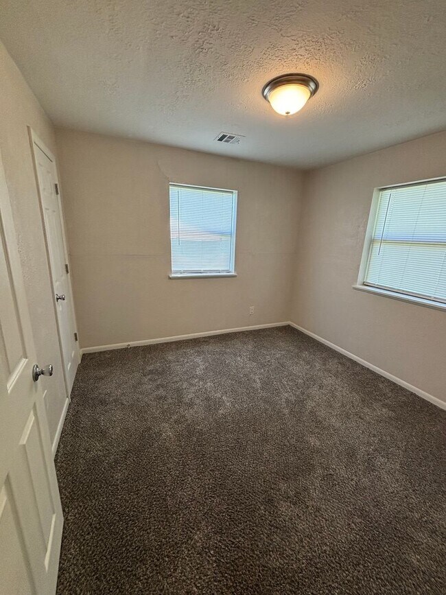 Foto del edificio - Cute 2 bedroom home in Norman