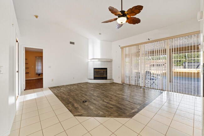 Foto del edificio - 1255 SE Naples Ln