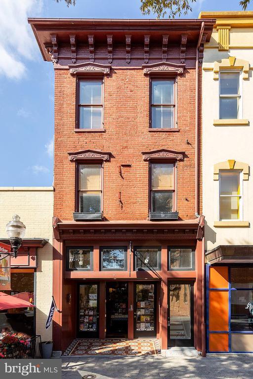 7 N Loudoun St, Winchester, VA 22601 Townhome Rentals in Winchester