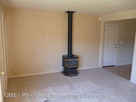 Building Photo - 3 br, 2 bath Apartment - 954 Noble Ave