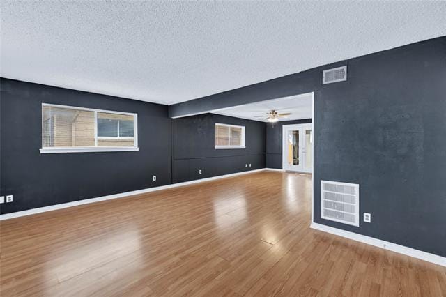 Foto del edificio - 5426 Winton St