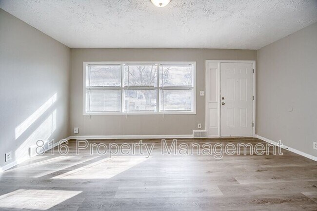 Foto del edificio - 11352 Sycamore Terrace