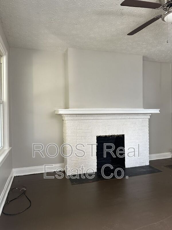 Foto del edificio - 132 S Highland Ave