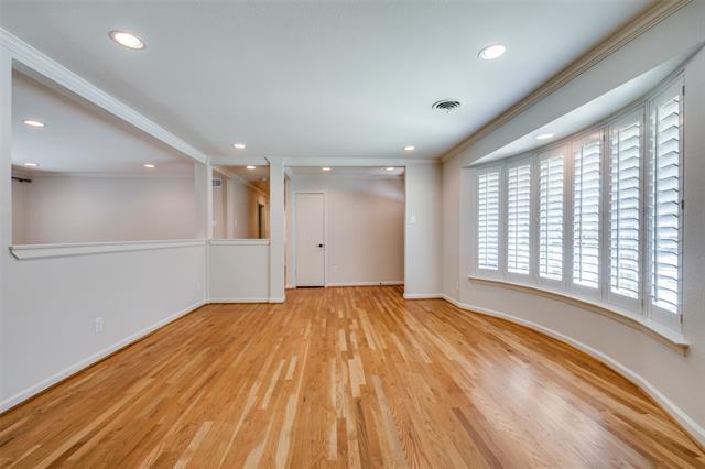 Foto del edificio - 6815 Santa Maria Ln