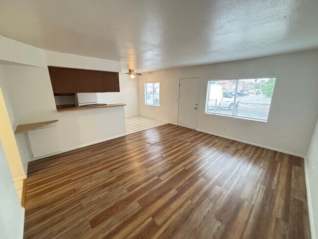 Building Photo - 4796 Nova Ln