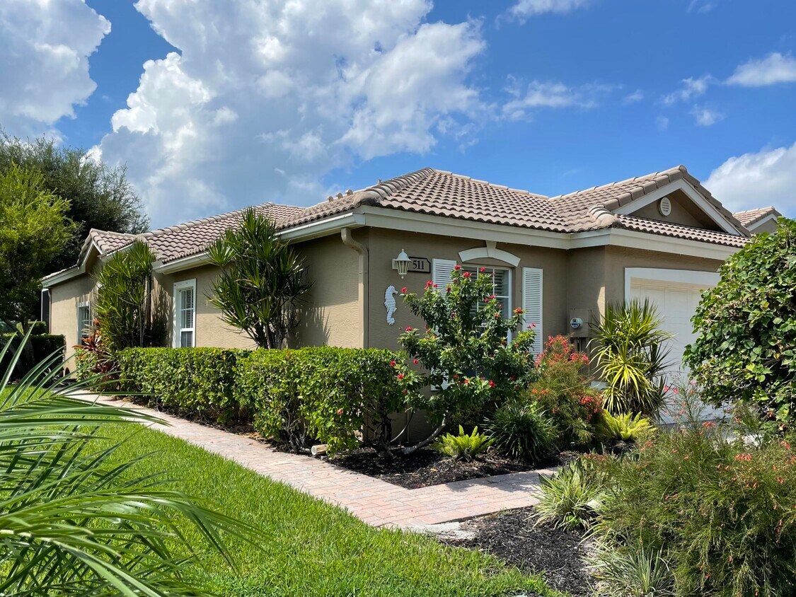 511 NW Broken Oak Trail, Jensen Beach, FL 34957 House Rental in