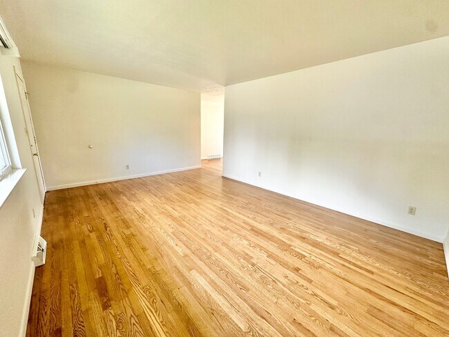 Foto del edificio - 600 Tulane Dr