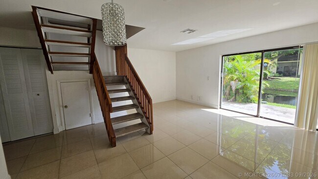 Building Photo - 11403 Royal Palm Blvd