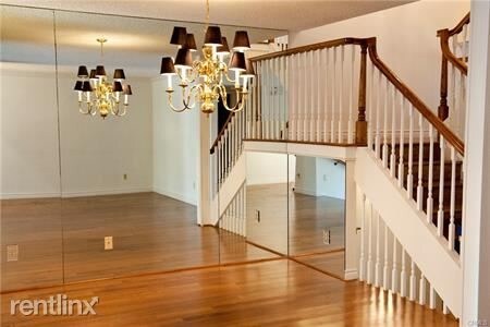 Foto del edificio - 3 br, 3 bath House - 6317 Ridgeglade Ct