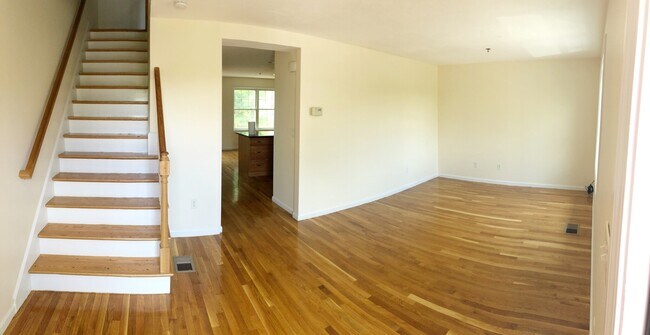 Building Photo - 45 Prospect Hill St