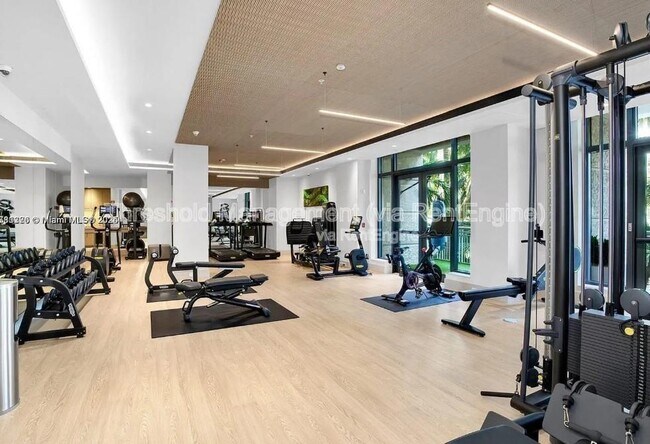 Foto del edificio - 3400 SW 27th Ave