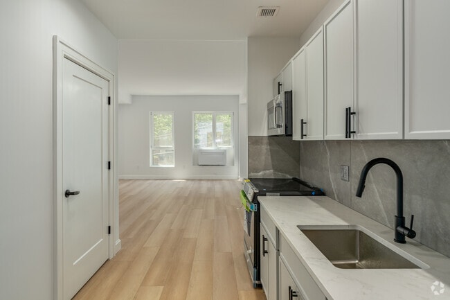 Studio - 460SF - Kitchen - 229 Willett Ave