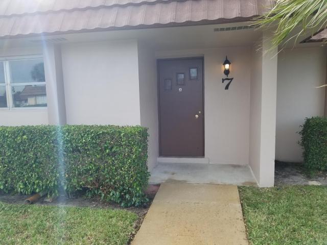 Primary Photo - 5725 Fernley Dr E