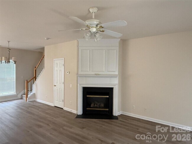 Foto del edificio - 2146 McKenzie Creek Dr