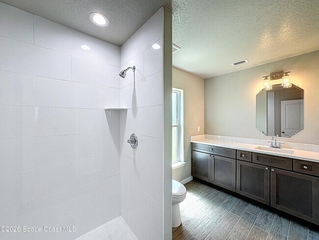 Foto del edificio - 1101 San Filippo Dr SE