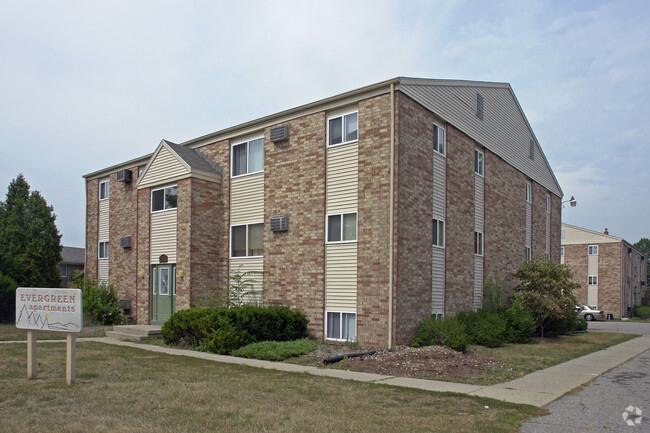 Building Photo - Evergreen Prairie