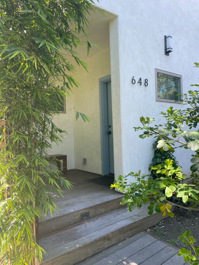 front entrance to the duplex - 648 E Fairview Blvd