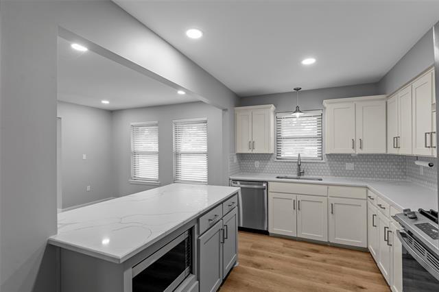 Building Photo - 7607 Wellcrest Dr