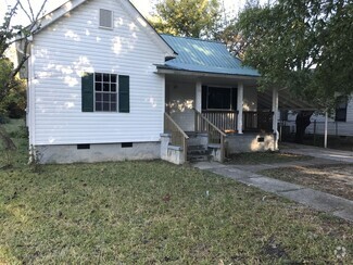 Building Photo - 15 Comnock Ave