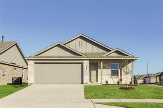 Building Photo - 15200 Dancehall Dr