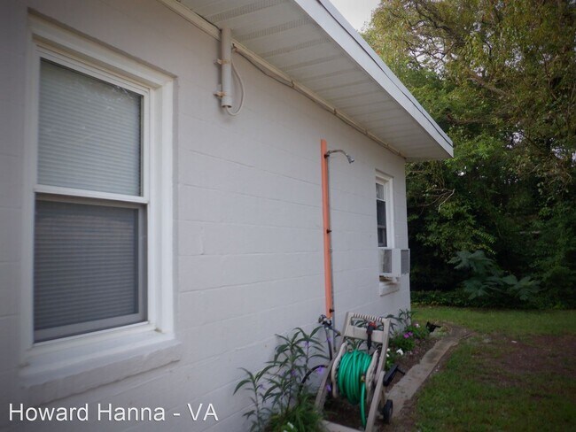 Foto del edificio - 2 br, 1 bath House - 4913 Lauderdale Avenue