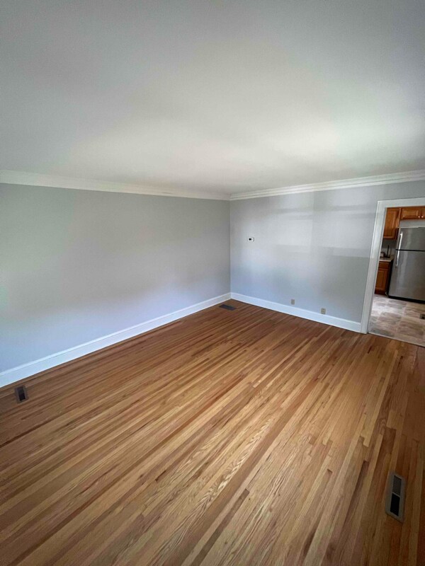 Foto del edificio - 2082 Randolph Ave