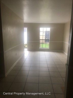 Foto del edificio - 12043 Roddy Rd