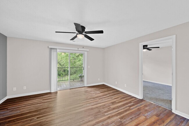 Interior Photo - Bridgewater Crossing